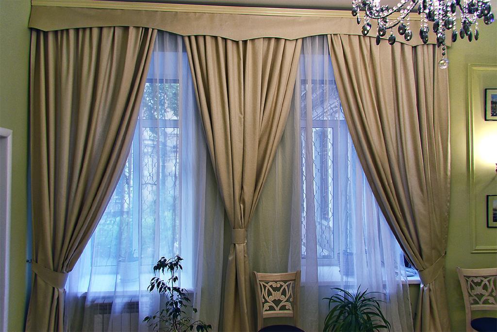 Classic Apartment On Zhukovskoho Odessa Exterior photo